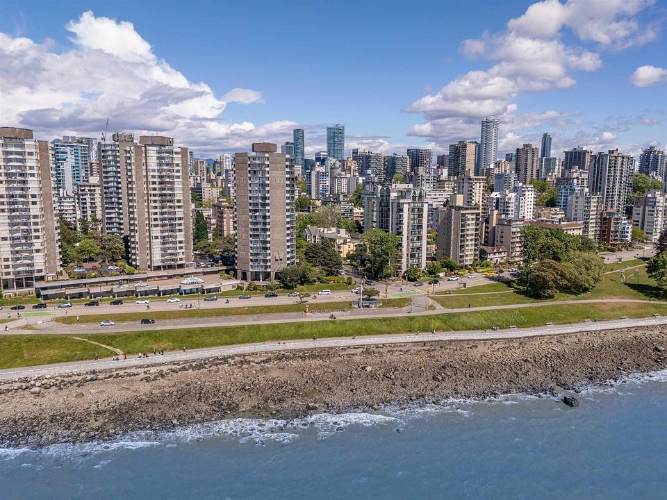 1334 Cardero Street, Vancouver, BC