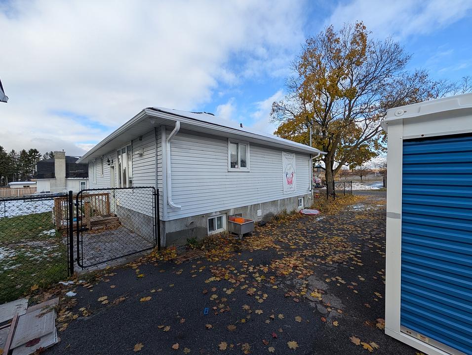 1154 Gabriel Street, Ottawa, ON