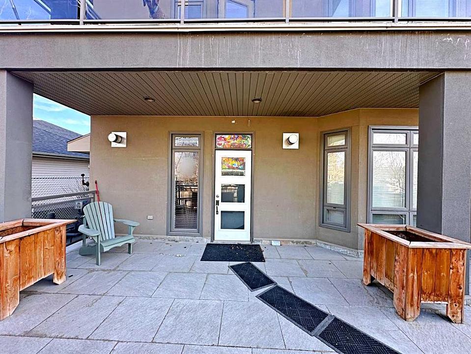 102 - 10110 Fraser Avenue, Fort McMurray, AB