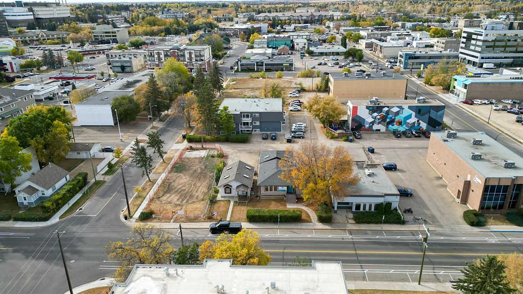 4610 48 Avenue, Red Deer, AB