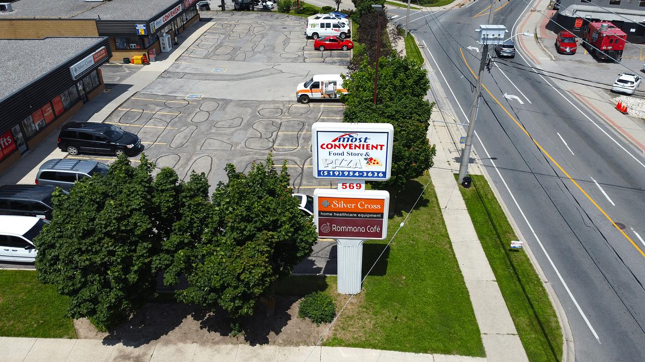 1A & B - 569 Lancaster St W, Kitchener, ON