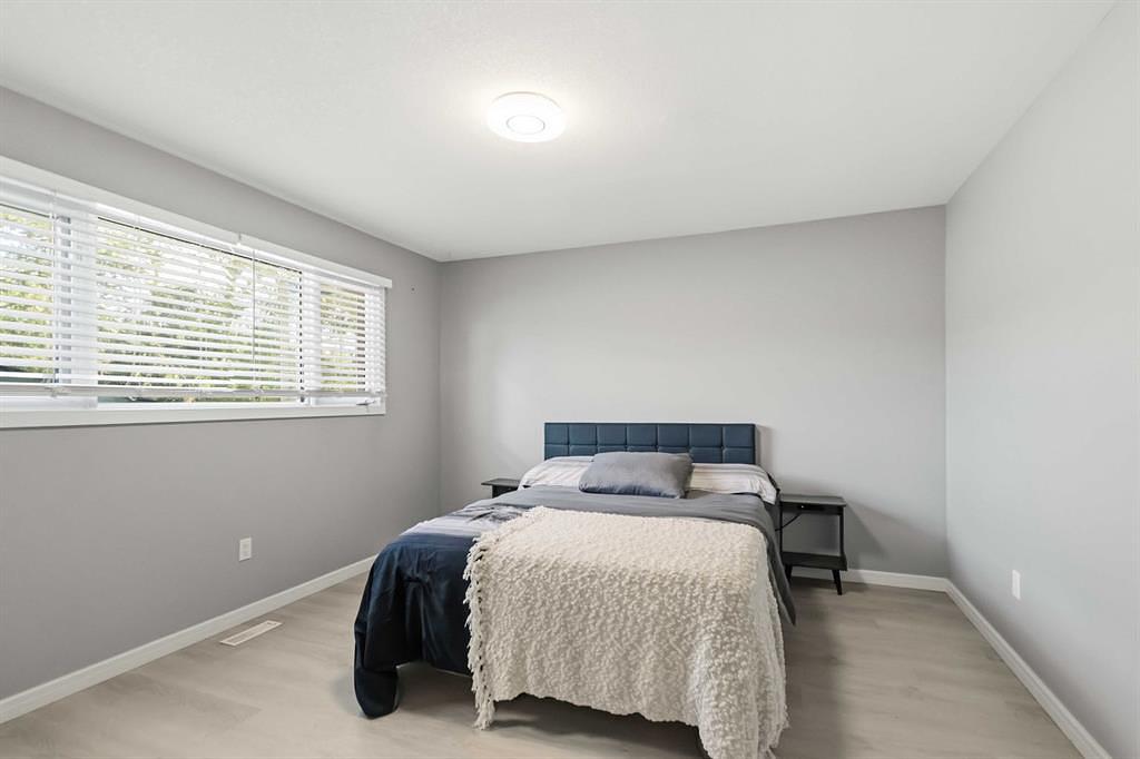 98 Hill Drive, Fort McMurray, AB