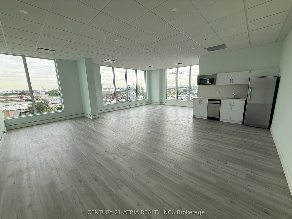408 - 996 Martin Grove Road, Toronto, ON