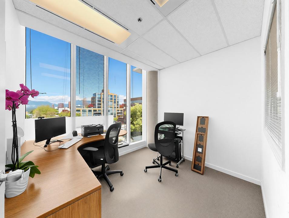 402 - 1788 W Broadway, Vancouver, BC