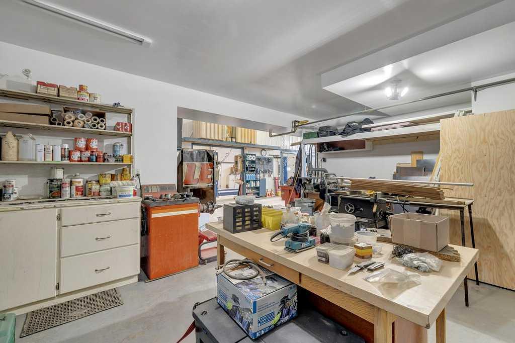 5025 46 Avenue, Rimbey, AB