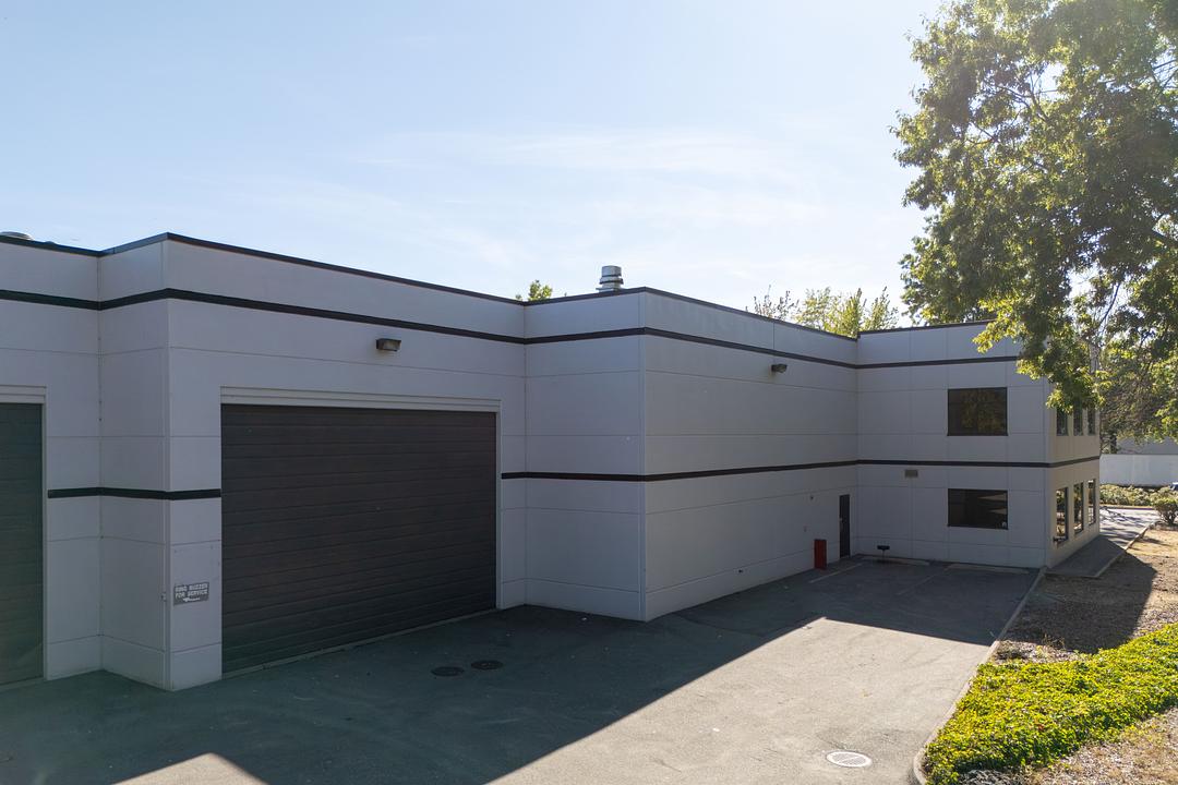 8920 Fraserton Ct, Burnaby, BC