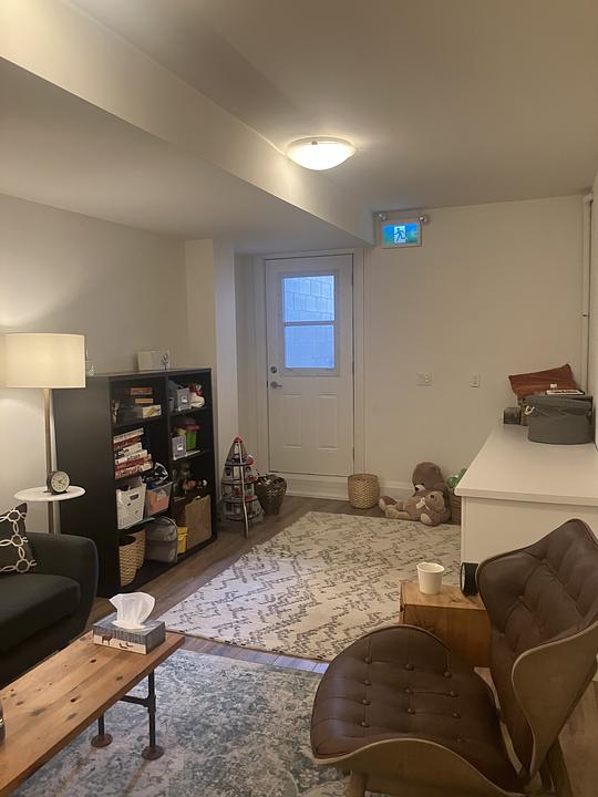 984 Dovercourt Road, Toronto, ON