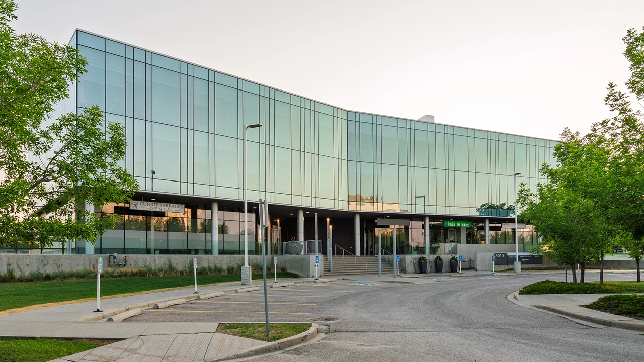 110 - 5010 Richard Road Southwest, Calgary, AB