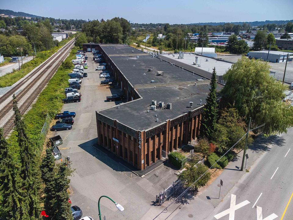 101 - 2544 Douglas Road, Burnaby, BC