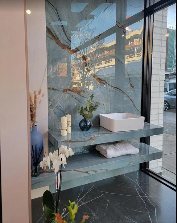 2862 W 4th Ave, Vancouver, BC
