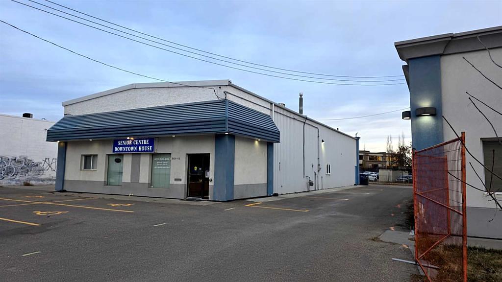 5414 43 Street, Red Deer, AB