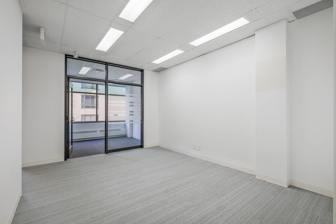 406 - 250 Dundas Street West, Toronto, ON
