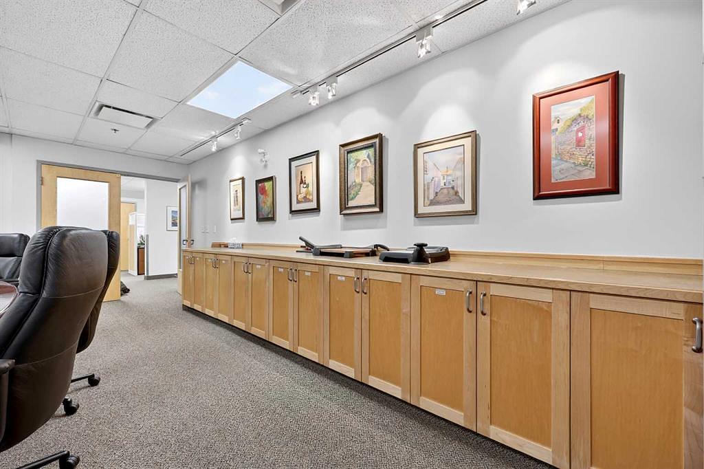 140 - 5700 1 Street Southwest, Calgary, AB