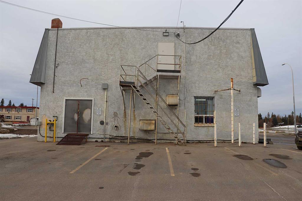 4813 4 Avenue, Edson, AB