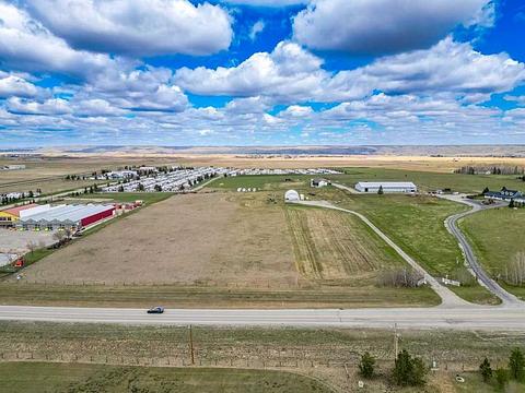 33066 Township Road 250, Calgary, AB