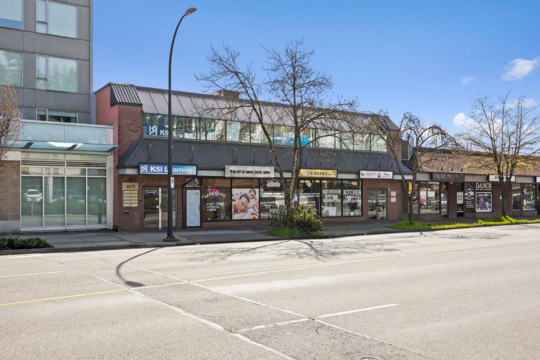 1075 Marine Drive, North Vancouver, BC