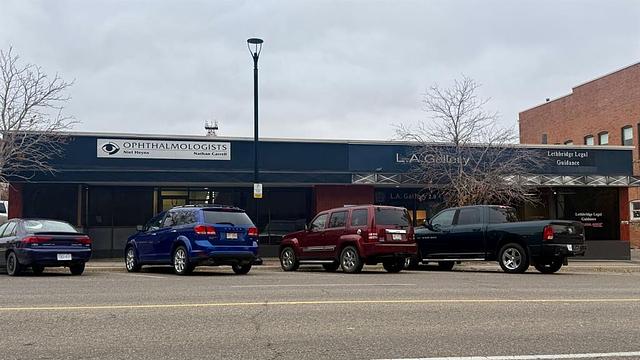 417 5 Street South, Lethbridge, AB