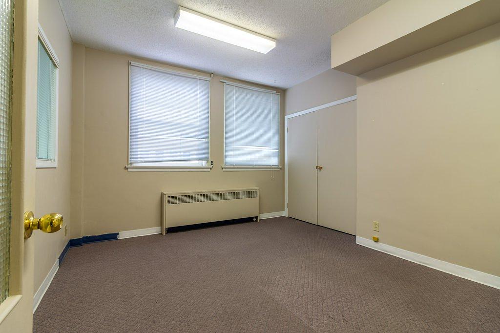 201 - 505 7 Street South, Lethbridge, AB