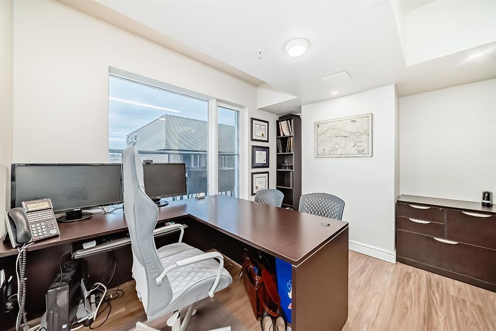 503 - 922 5 Avenue Southwest, Calgary, AB