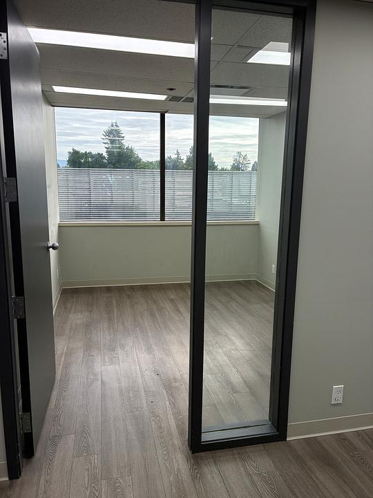 430 - 555 6th Street, New Westminster, BC