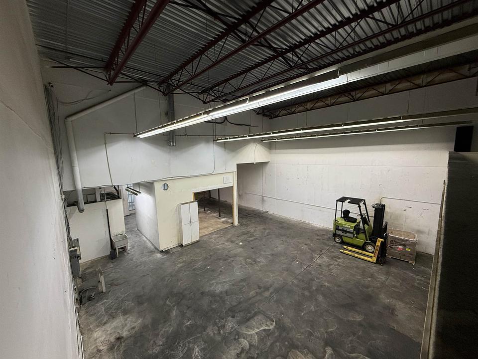 21 - 3871 North Fraser Way, Burnaby, BC