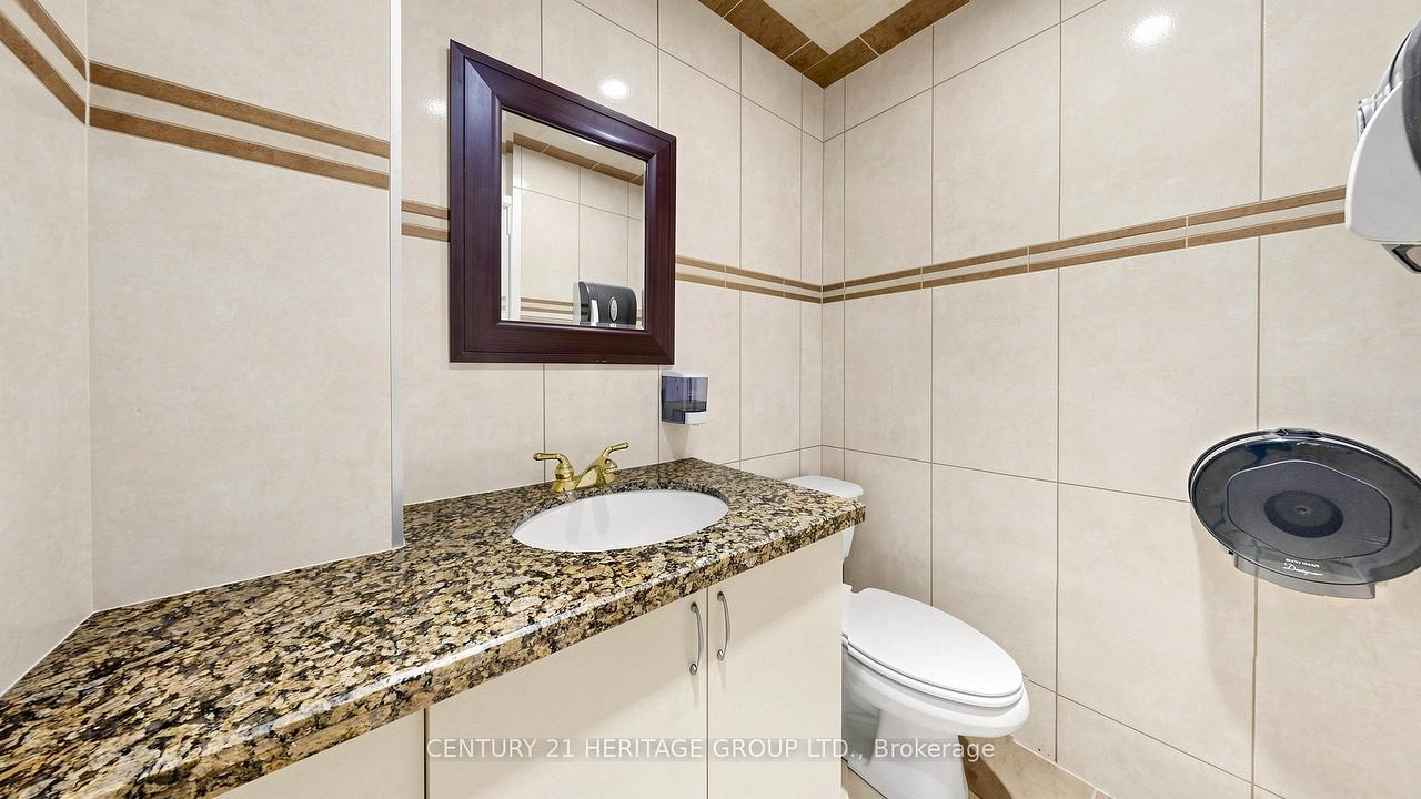 4 - 90 Esna Park Drive, Markham, ON