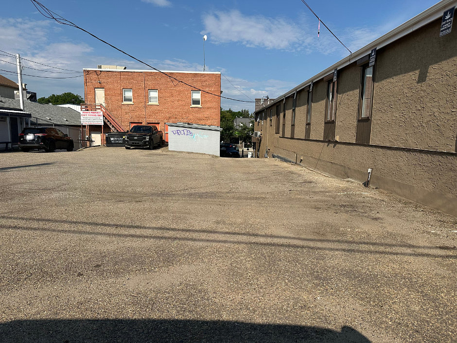 5011 50 Street, Stony Plain, AB
