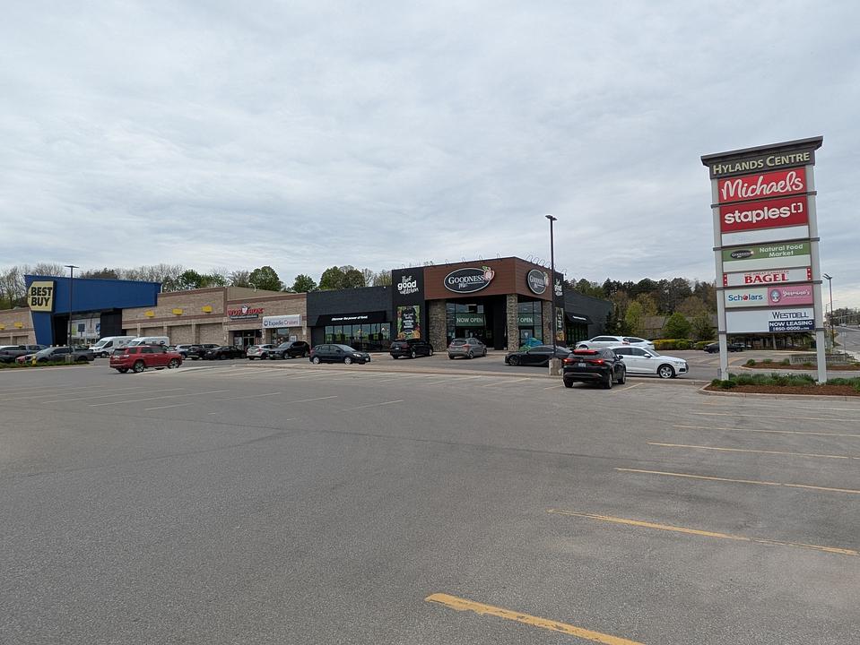 1703 Richmond Street, London, ON
