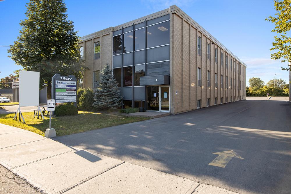 Suite 302 - 1827 Woodward Drive, Ottawa, ON