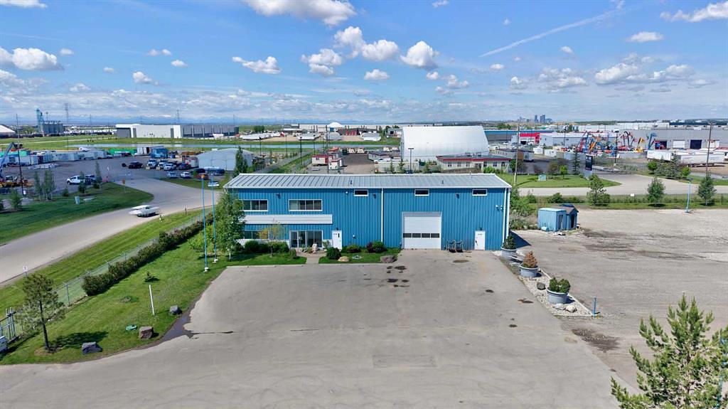 240086 Frontier Crescent, Rocky View County, AB