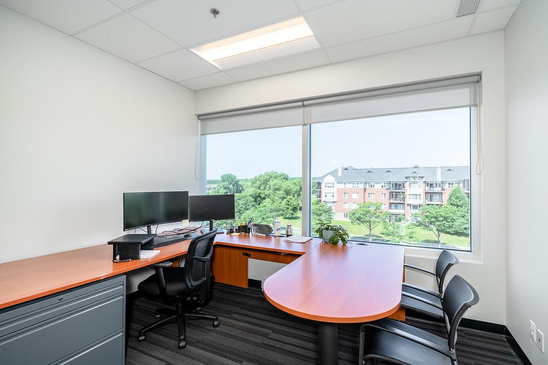 825 Boulevard Lebourgneuf, Québec, QC