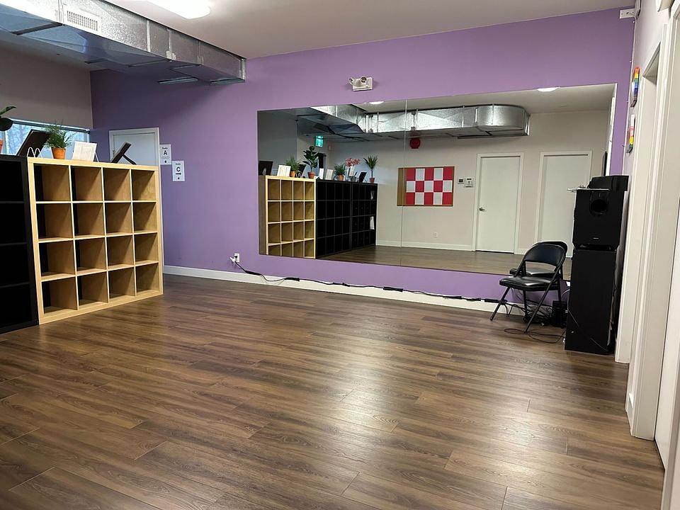 202 - 3301 Douglas St, Victoria, BC