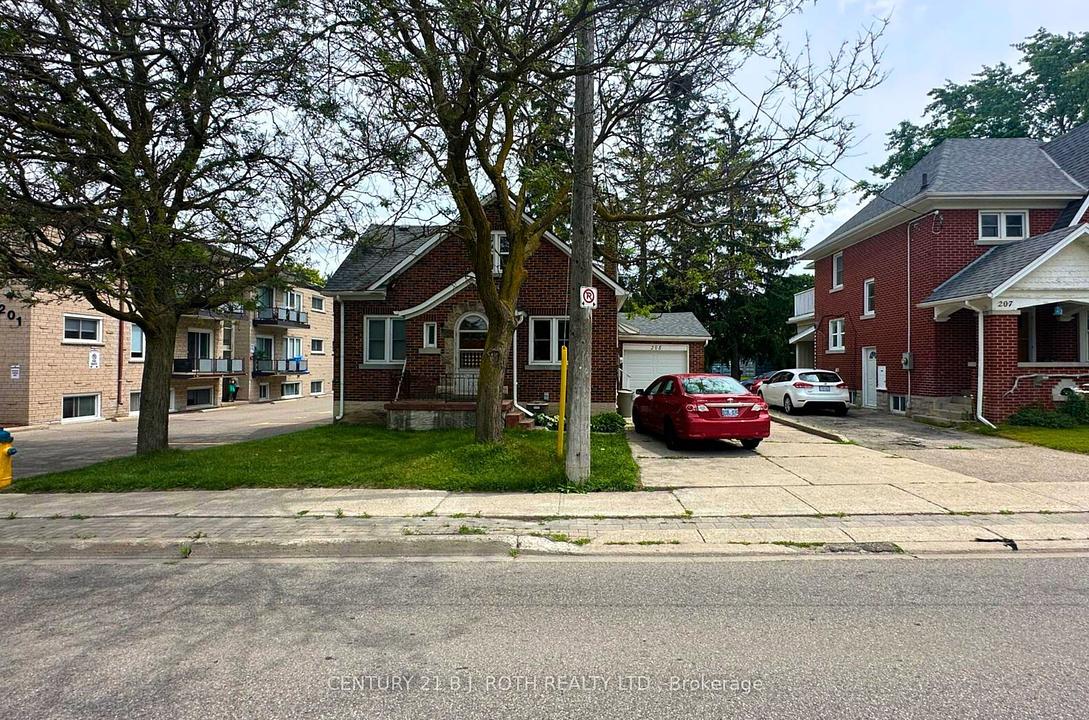 209 Erb Street West, Waterloo, ON