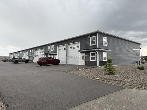 3740 30 Street North, Lethbridge, AB