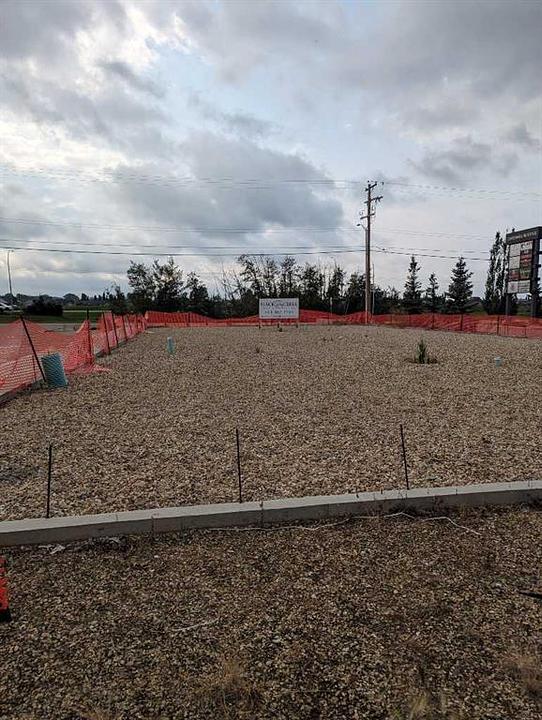 29 Beju Ind. Drive, Sylvan Lake, AB