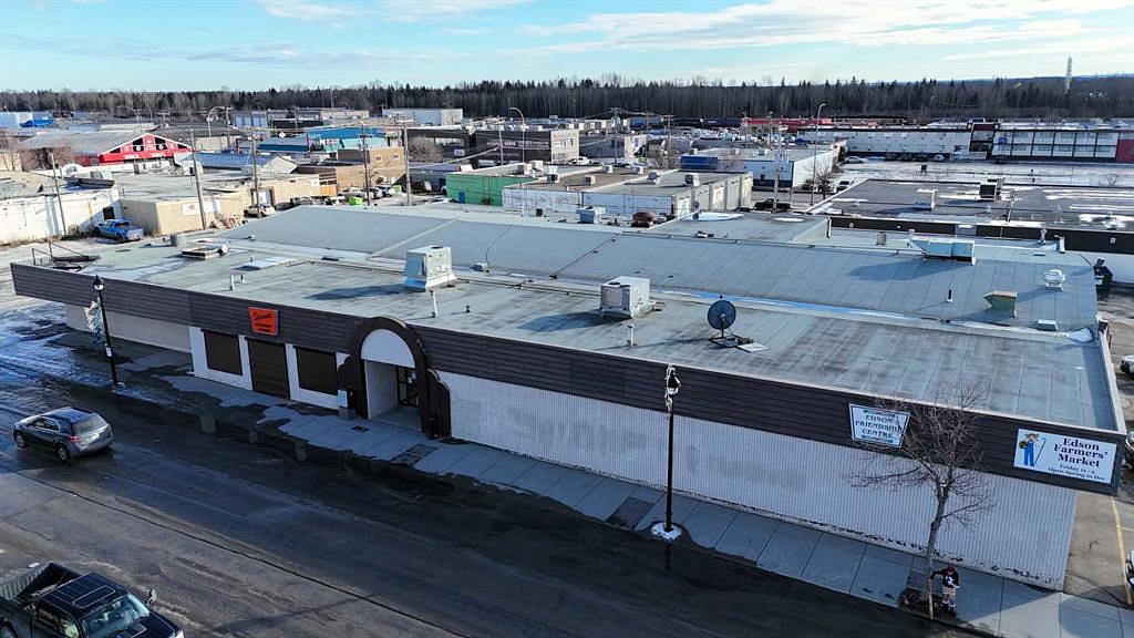 5023 3 Avenue, Edson, AB