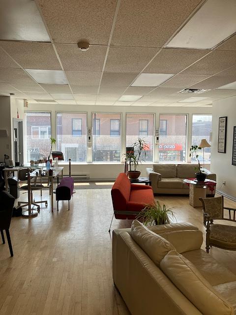 2 - 3429 Rue Notre-Dame Ouest, Montréal, QC