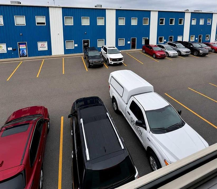2128 - 8800 Venture Avenue Southeast, Calgary, AB