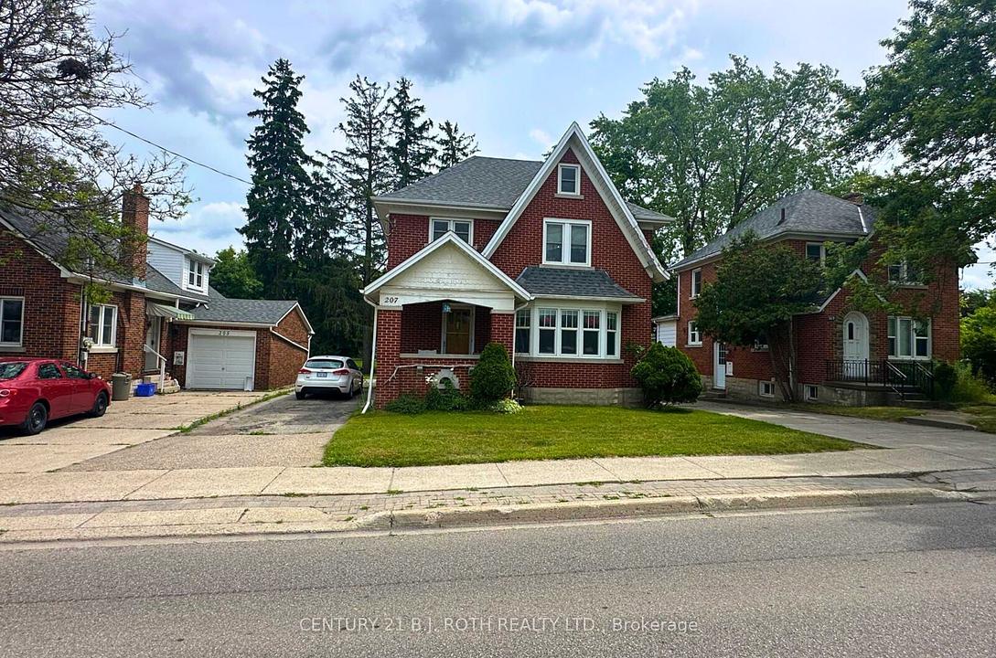 209 Erb Street West, Waterloo, ON