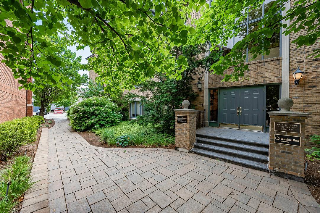 Suite 301A - 104-2904 South Sheridan Way, Oakville, ON