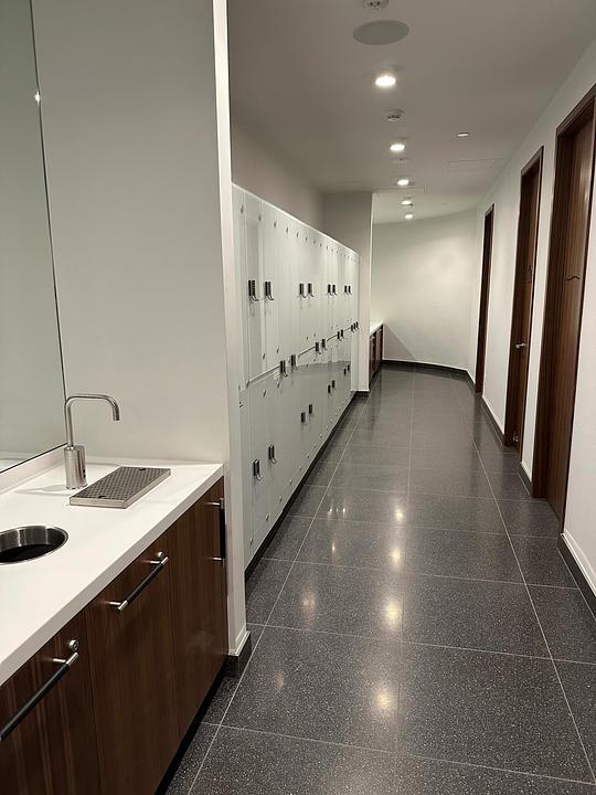 890 - 320 Granville Street, Vancouver, BC