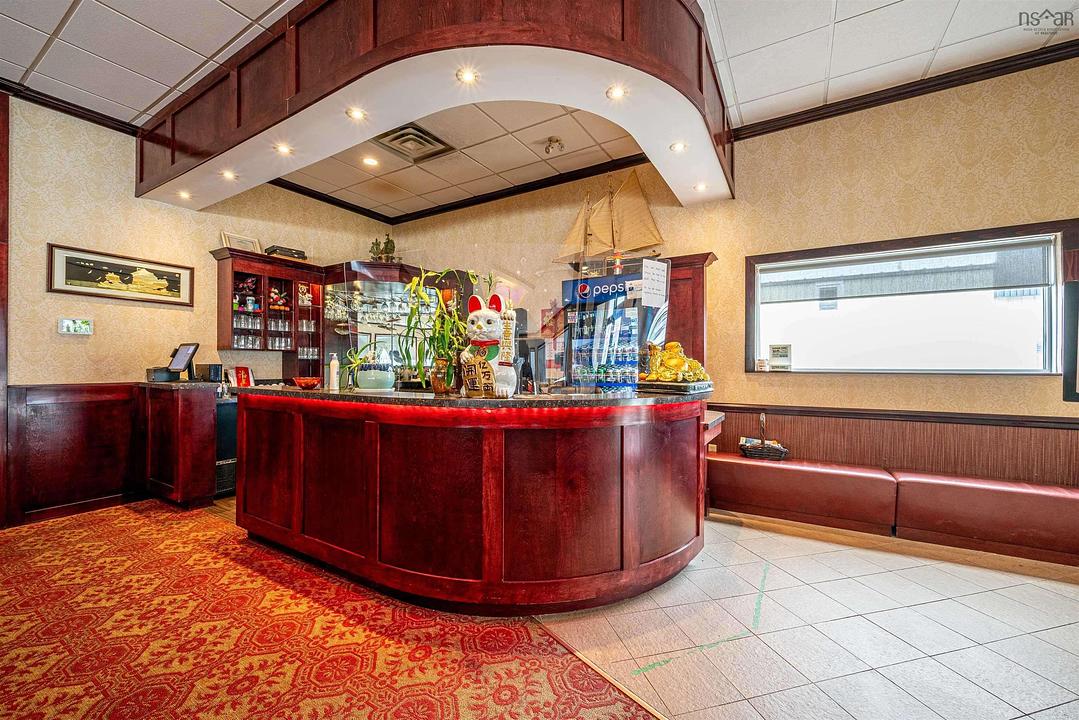 8986 Commercial Street, New Minas, NS