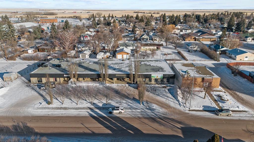308 2 Avenue, Bassano, AB