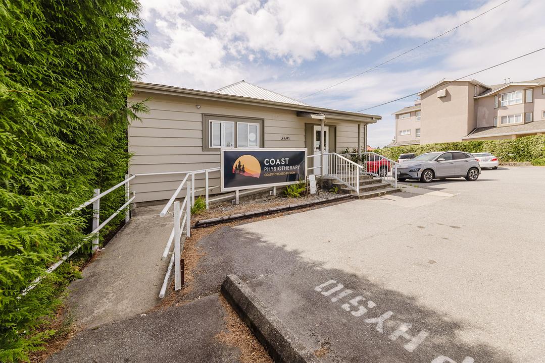 5691 Mermaid Street, Sechelt, BC