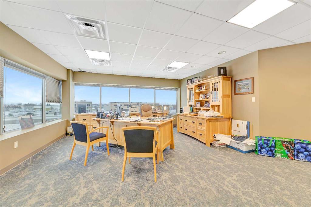 5921 50 Avenue, Lloydminster, SK
