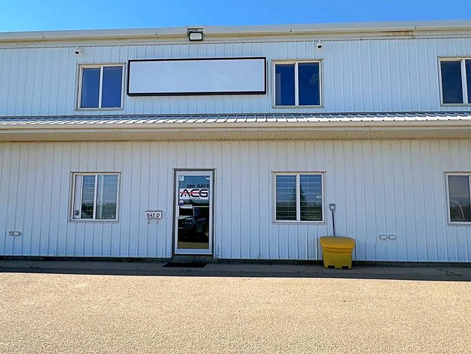104 - 280 Maclennan Crescent, Fort McMurray, AB