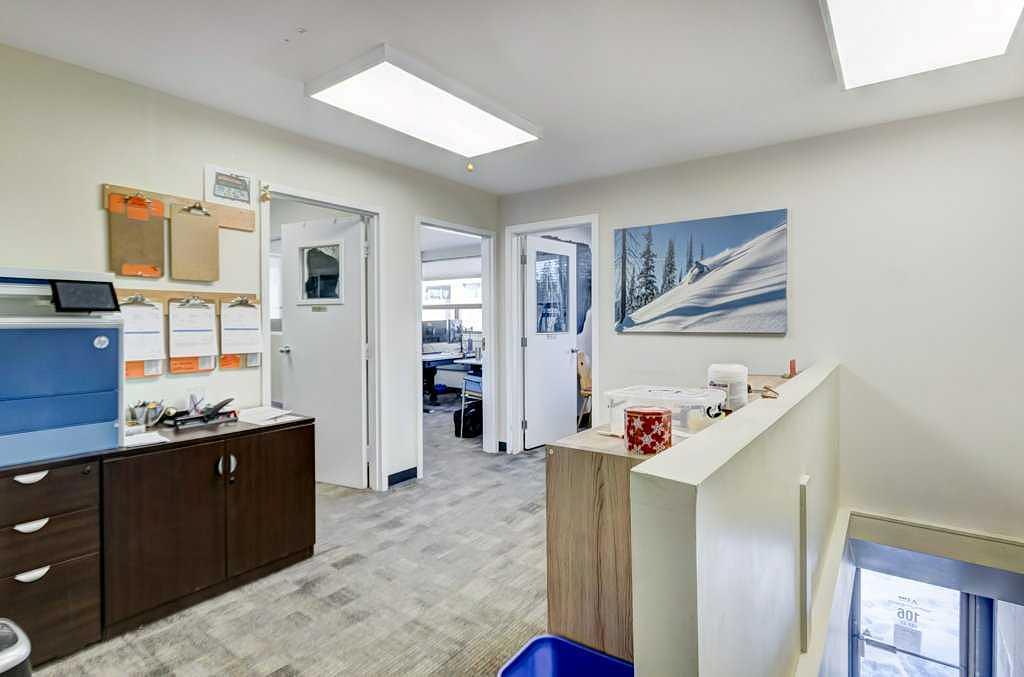 106 - Jay Street, Banff, AB