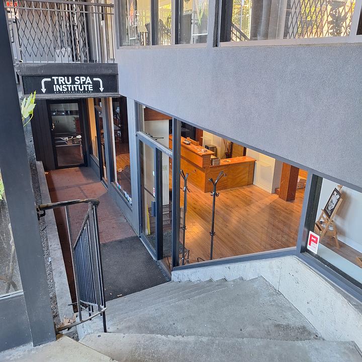 1 - 77 Victoria Crescent, Nanaimo, BC