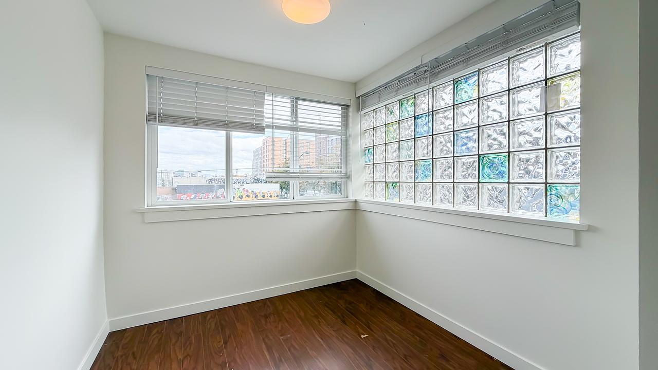 477 Powell St, Vancouver, BC