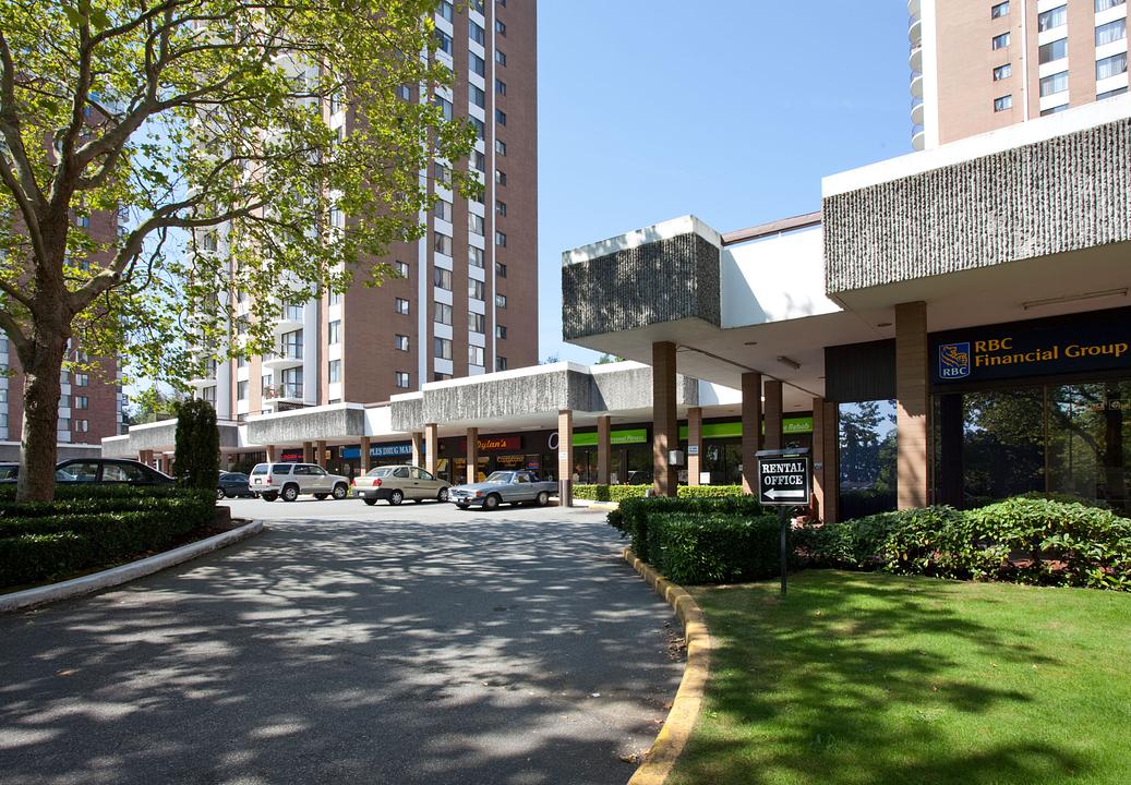 7283 Cambie St, Vancouver, BC